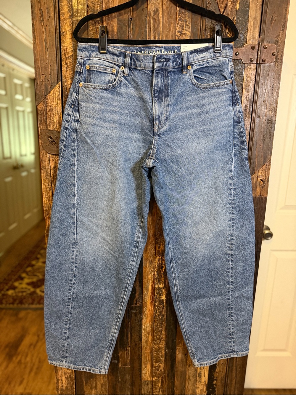 American Eagle Barrel Jeans Womens 8 Long 29W Mid Rise Stretch Medium Wash